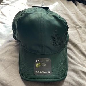 Nike Featherlight dri fit hat